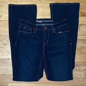 Signature Levi Bootcut Jeans- Dark Wash